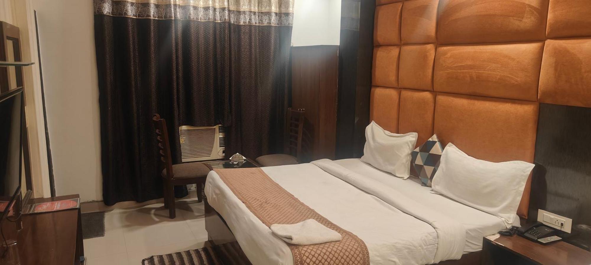 Hotel Krone Plaza Near Igi Airport Delhi